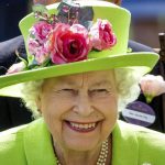 regina elisabetta famiglia reale cerca social media manager